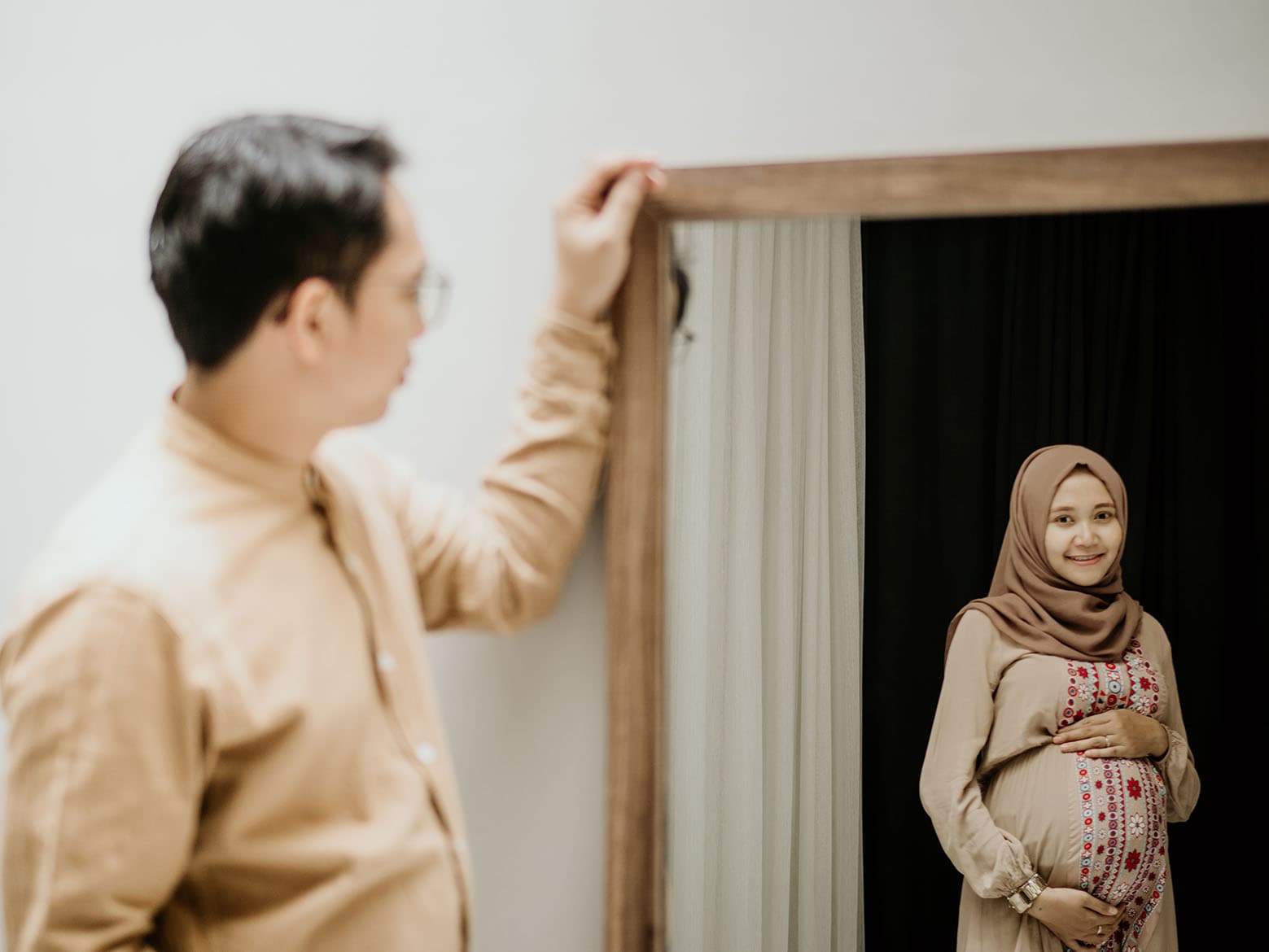 Sesi foto maternity ibu hamil