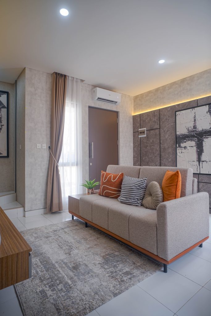 Proyek Foto Arsitektur: Perumahan Modern Minimalis di Sepatan 8 interior rumah