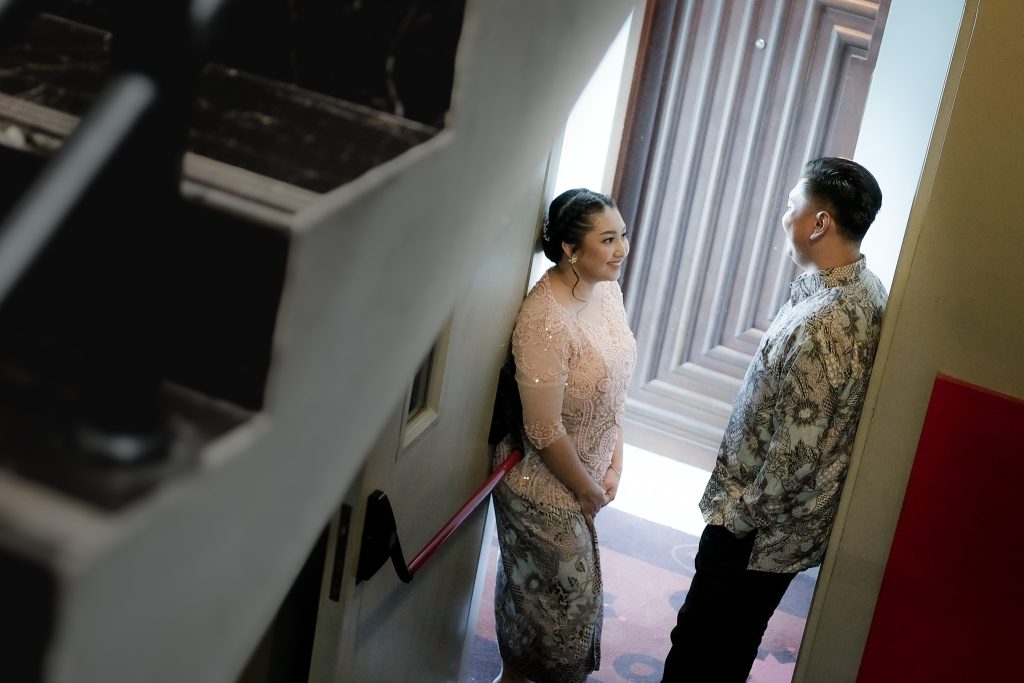 Harga Foto Prewedding Outdoor 1 Foto Lamaran Nikah