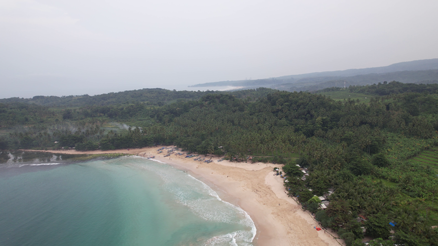 Jasa Sewa Drone Jabodetabek 4 Pantai Legon Pari