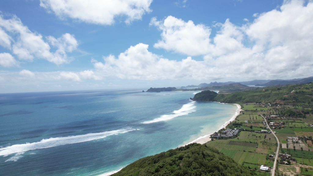 footage drone pantai torok
