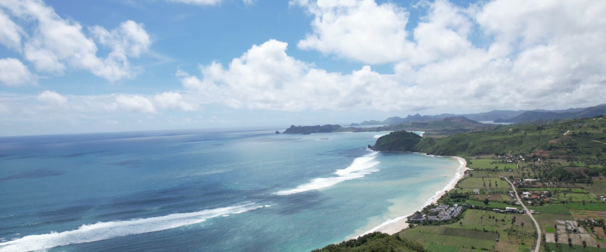 footage drone pantai torok